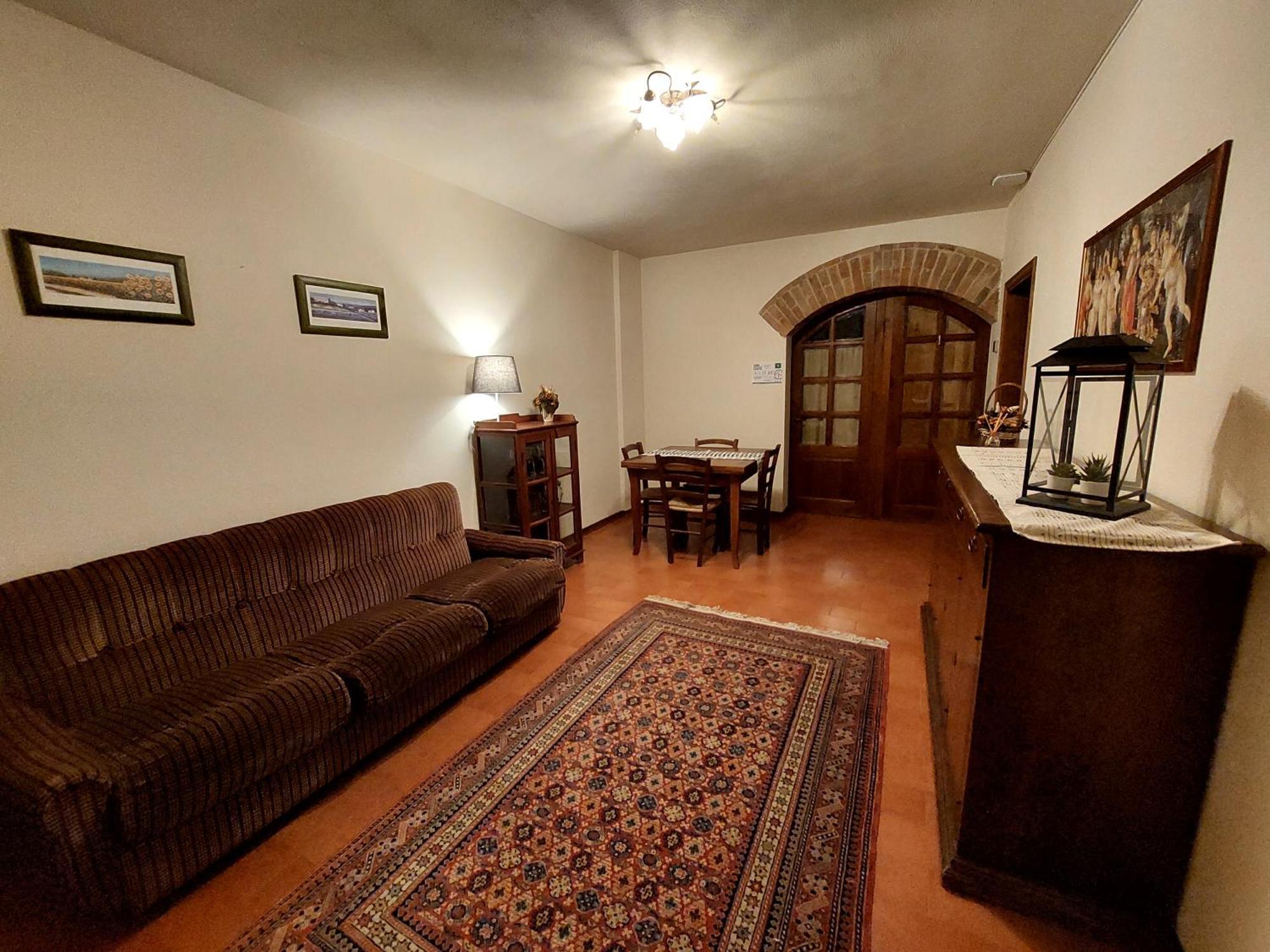 Laurel Apartment *