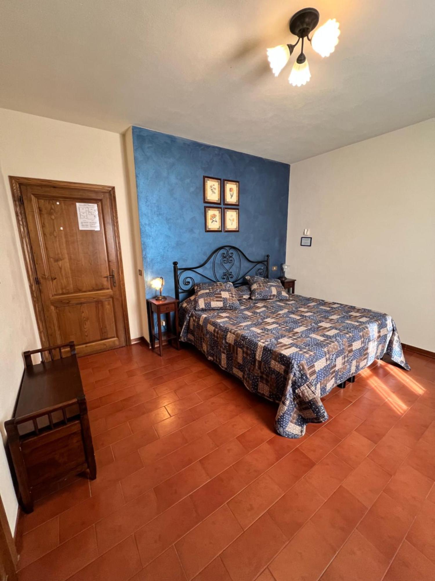 Laurel Apartment